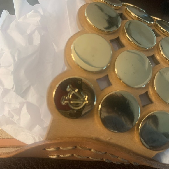 Ladies beautiful Vince Camuto Sandals - Picture 6 of 6